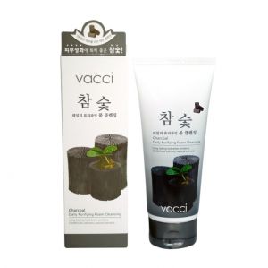 Sữa Rửa Mặt Trắng Da Tinh Chất Than Vacci 180ml