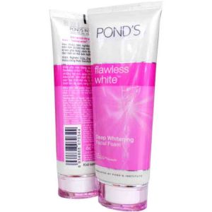 Sữa Rửa Mặt Pond\'s Trắng Không Tì Vết GenActiv